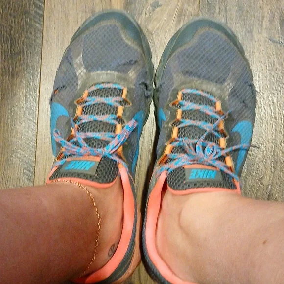 Well Loved Shoe Lot - Picture 2 of 7